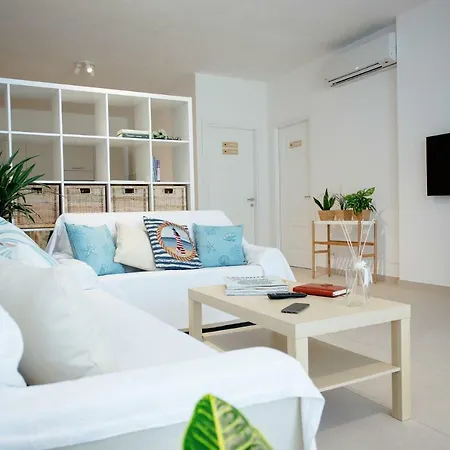 Πανσιόν 6venti Close To The Of Marina Di Modica,5 Minutes Walking Distance About Marina di Modica