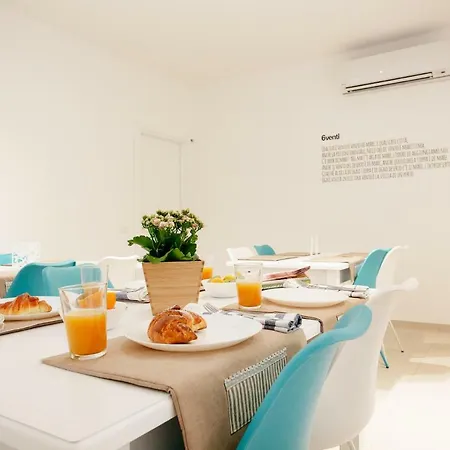 Πανσιόν 6venti Close To The Of Marina Di Modica,5 Minutes Walking Distance About