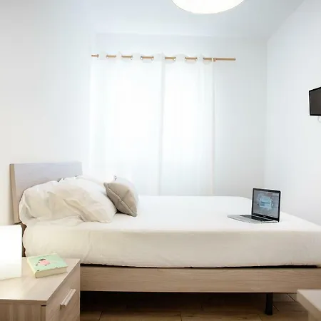 Πανσιόν 6venti Close To The Of Marina Di Modica,5 Minutes Walking Distance About Marina di Modica